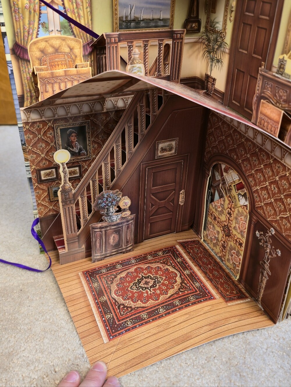 Three Dimensional Victorian Doll House Fold Out with Paper Dolls - Picture 8 of 9